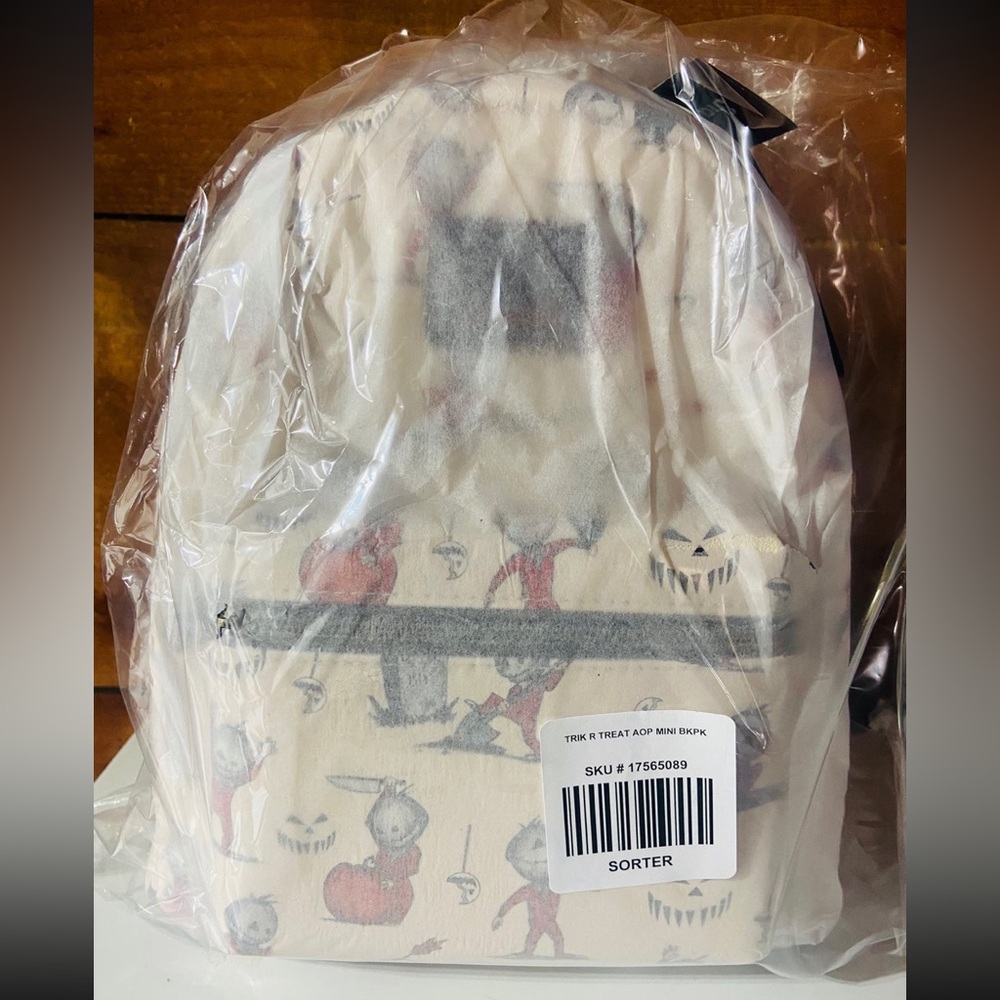 Exclusive Loungefly Trick R Treat All Over Backpack Sam Jack O Lantern Halloween